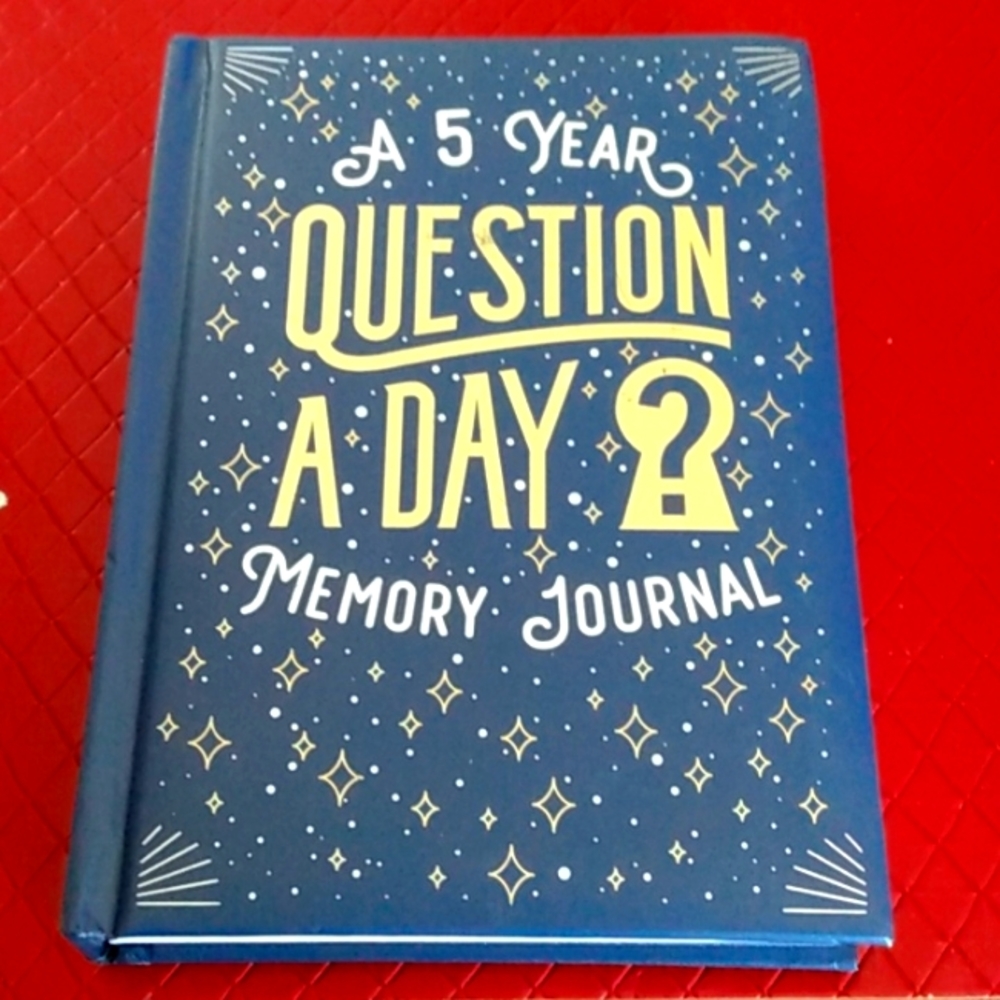 Piccadilly Inc. Self-Care A 5 Year Question A Day? Memory Journal